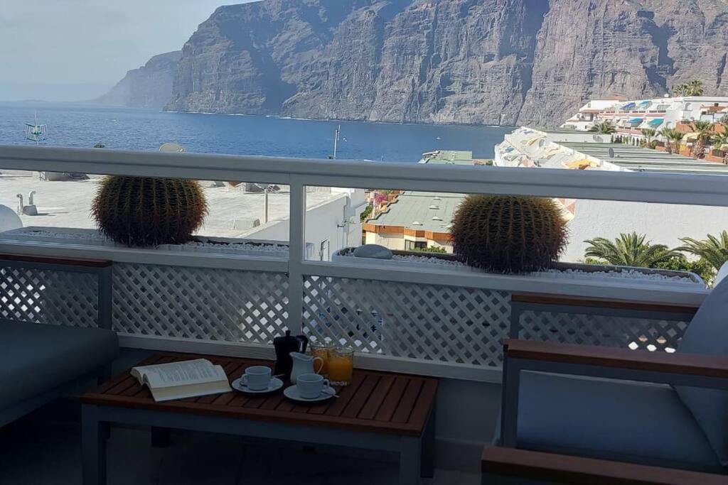 Vistas Sonadas Cerca Del Mar Acantilado de los Gigantes Exterior foto